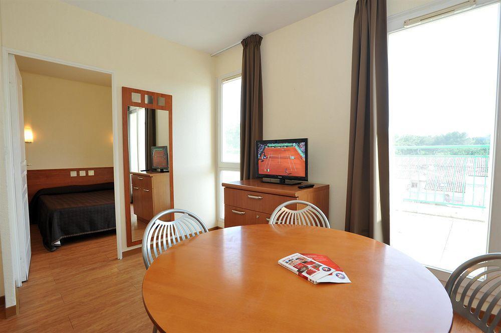 فينوف لوبيه Inter-Hotel Sea Side Park المظهر الخارجي الصورة